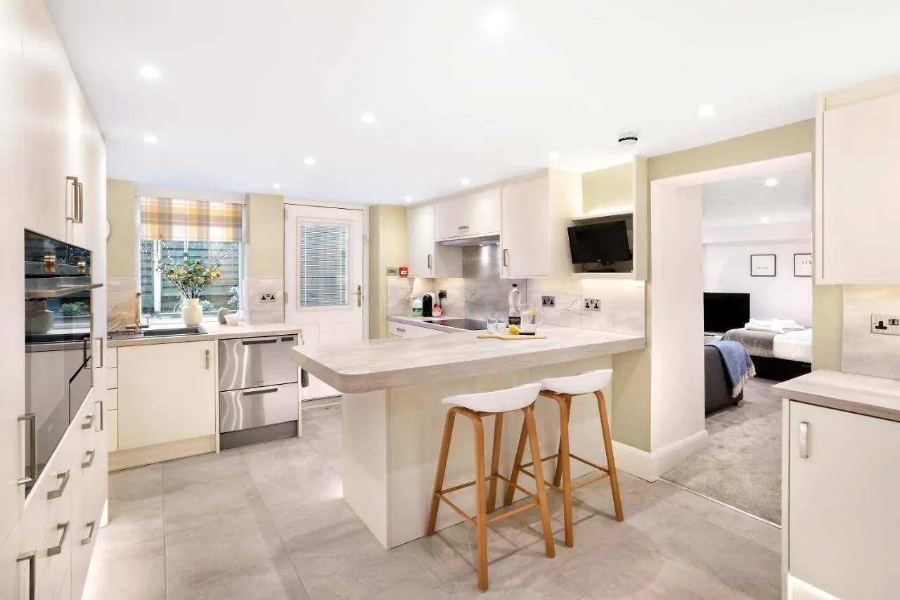 Fountains Executive Apartment - Harrogate Stays