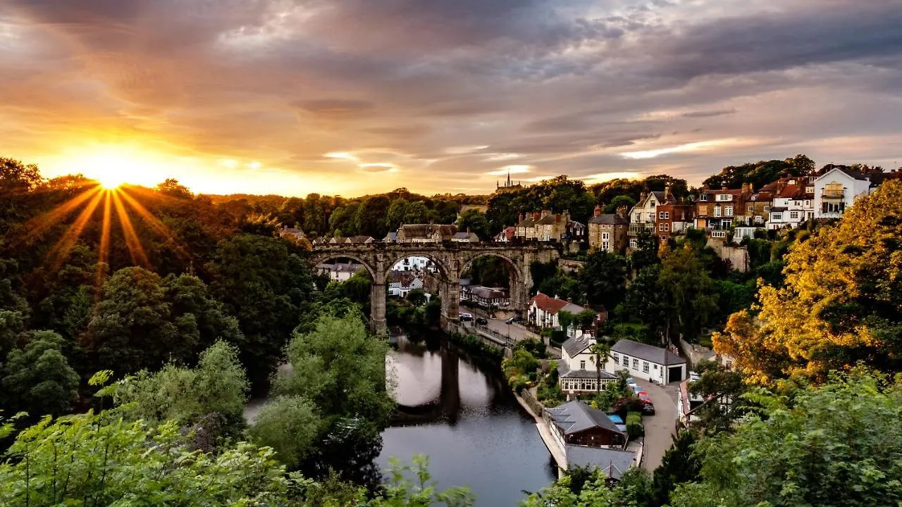 Fountains Executive Apartment - Harrogate Stays 0*,  Birleşik Krallık
